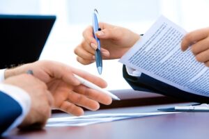 Consultoría Empresarial en la Era Digital: Adaptación y Estrategia